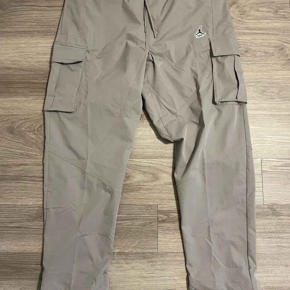 Nike Jordan Statement Essentials Utility Cargo Pants Stone Mens 2XL (DH9069-016) - Picture 5 of 12